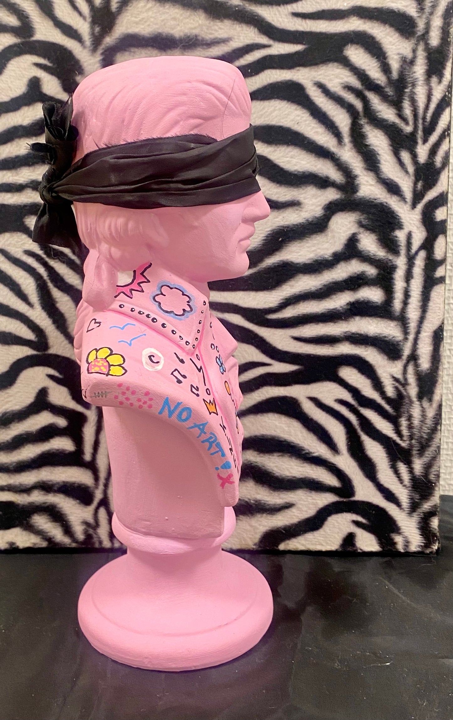 Blind Vision(Mozart Loves Pink!)