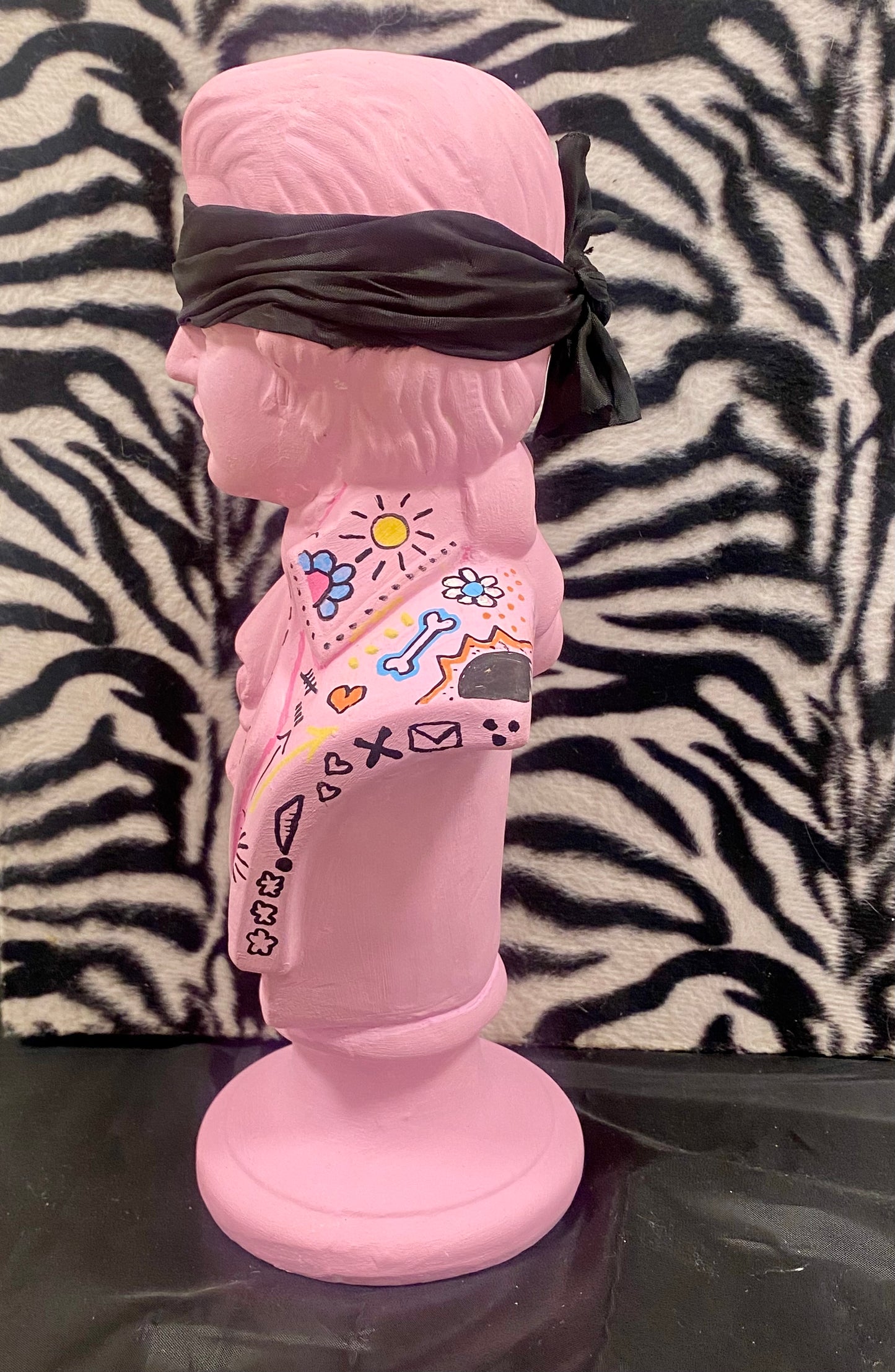 Blind Vision(Mozart Loves Pink!)